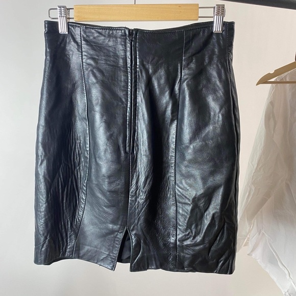 DANIER Leather black skirt - Picture 2 of 3